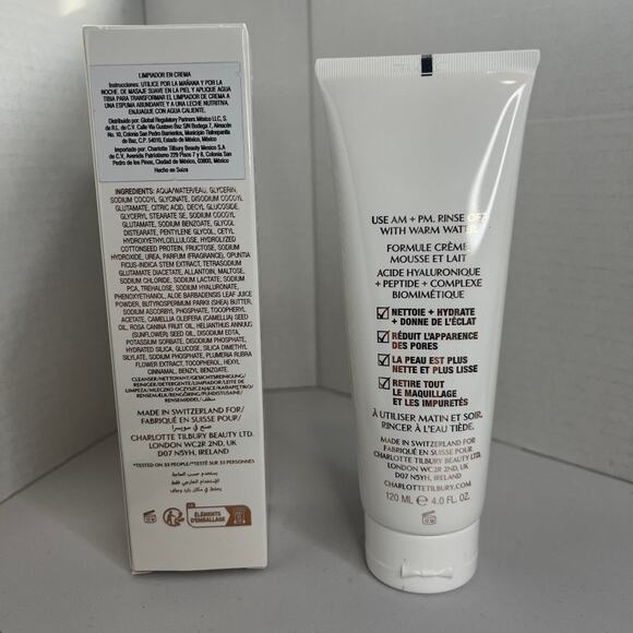 NWT Charlotte Tilbury Magic Hydration Revival Cleanser 120 ml / 4 oz - Picture 2 of 3